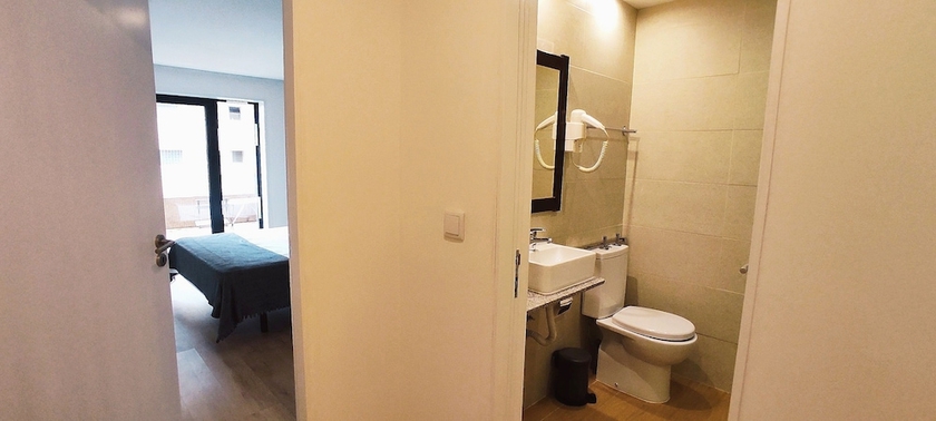 Imagen de la habitación del Hotel Residencial Douro. Foto 8