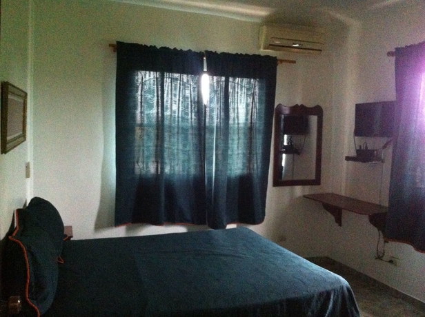 Imagen de la habitación del Hotel Residencial Estephany. Foto 3