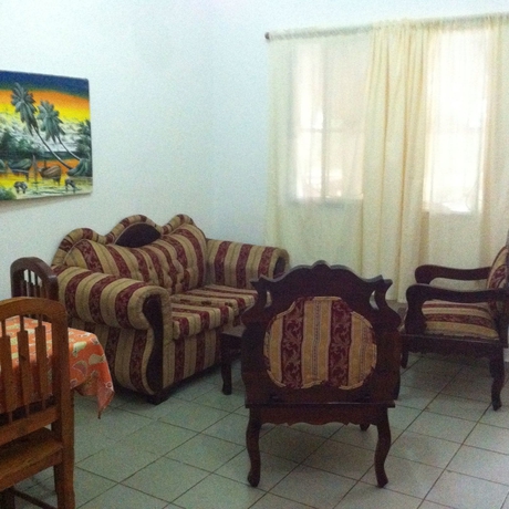 Imagen de los interiores del Hotel Residencial Estephany. Foto 14