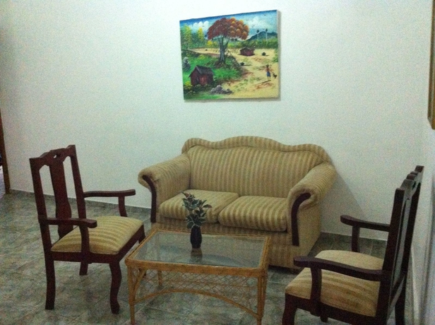 Imagen de los interiores del Hotel Residencial Estephany. Foto 16