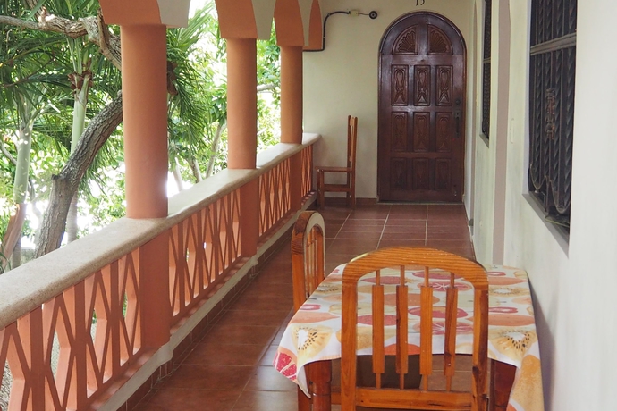 Imagen de los exteriores del Hotel Residencial Estephany. Foto 13