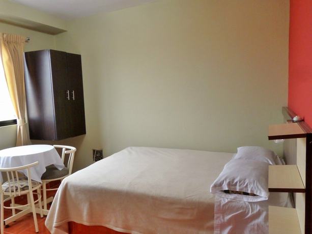 Imagen de la habitación del Hotel Residencial JH. Foto 8