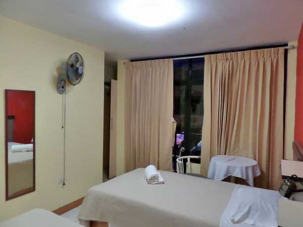 Imagen de la habitación del Hotel Residencial JH. Foto 11