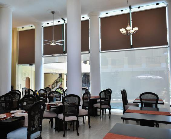 Imagen del bar/restaurante del Hotel Residencial, M&eacute;rida. Foto 2