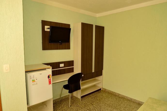 Imagen de la habitación del Hotel Residencial Pantanal Santa Cruz. Foto 9