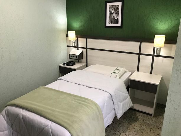 Imagen de la habitación del Hotel Residencial Pantanal Santa Cruz. Foto 13