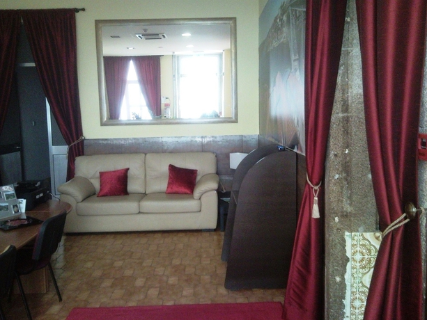 Imagen de los interiores del Hotel Residencial Porto Madrid. Foto 8