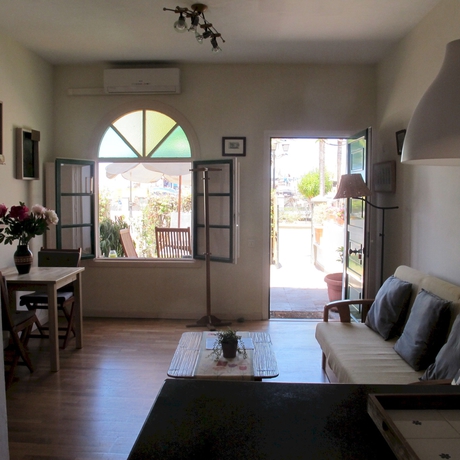 Imagen de los interiores del Hotel Residencial Puerto Mog&aacute;n. Foto 12