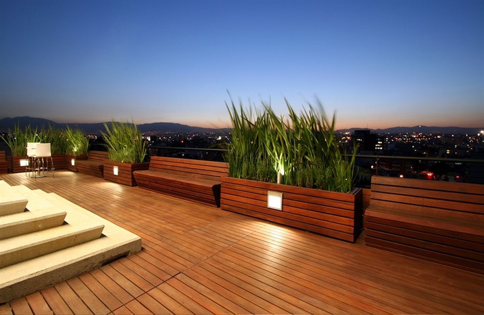 Imagen de los exteriores del Hotel Residencias Filadelfia. Foto 9