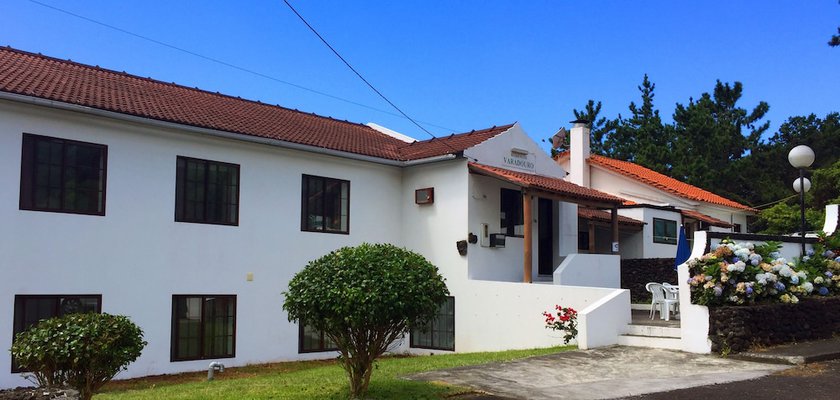 Imagen de la habitación del Hotel Residencias Varadouro. Foto 1