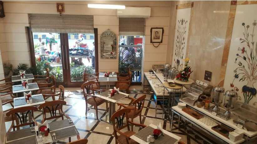 Imagen de los interiores del Hotel Residency - Fort - Mumbai. Foto 40