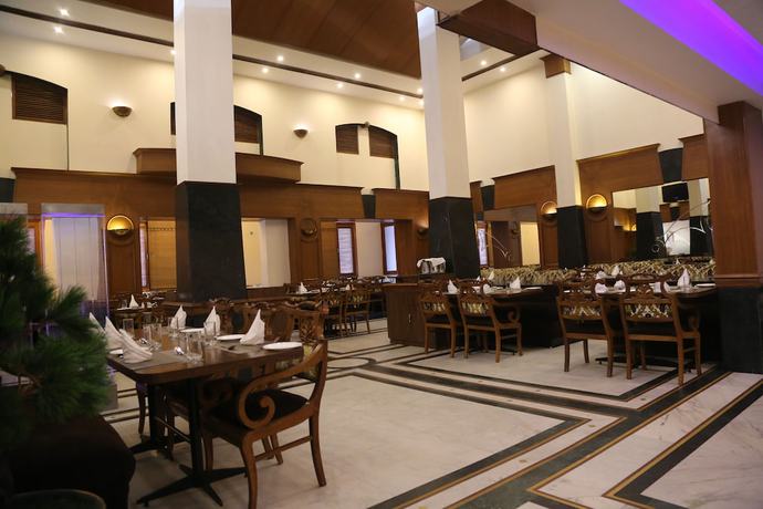 Imagen del bar/restaurante del Hotel Residency, Jalandhar. Foto 5