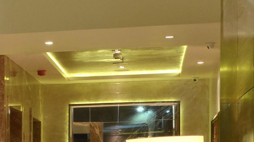 Imagen de los interiores del Hotel Residency Sarovar Portico Mumbai. Foto 16