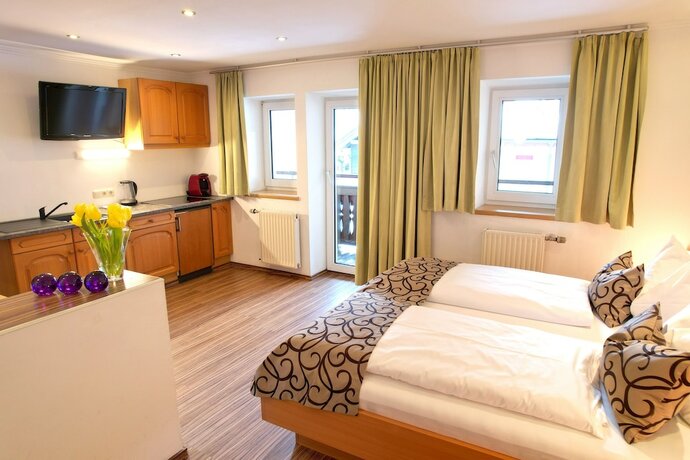 Imagen de la habitación del Hotel Residenz Gruber. Foto 12