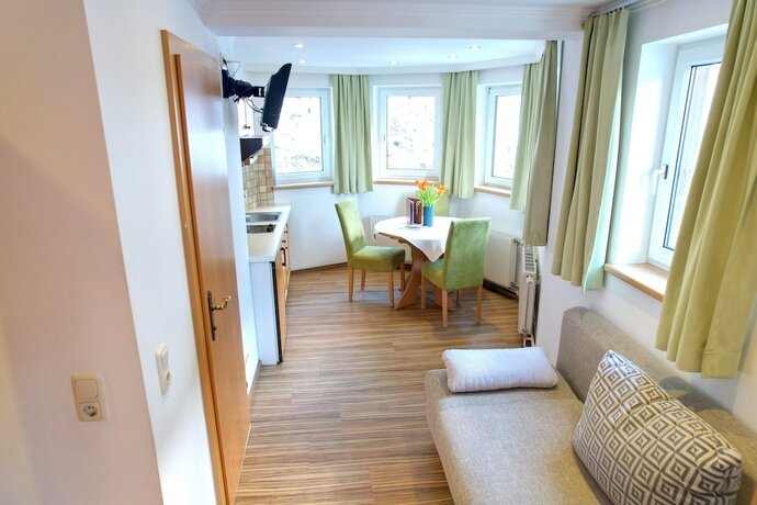 Imagen de la habitación del Hotel Residenz Gruber. Foto 16