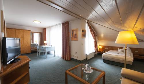 Imagen de la habitación del Hotel Residenz Royal. Foto 13