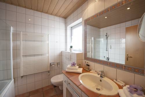 Imagen de la habitación del Hotel Residenz Royal. Foto 15