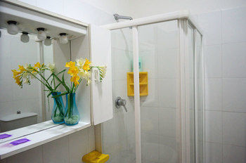 Imagen de la habitación del Hotel Residenza Alberghiera Italia. Foto 3