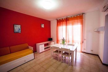 Imagen de la habitación del Hotel Residenza Alberghiera Italia. Foto 4