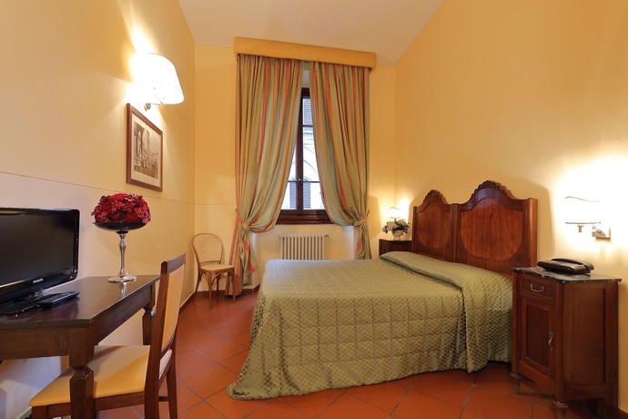 Imagen de la habitación del Hotel Residenza Cimabue. Foto 5