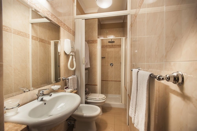 Imagen de la habitación del Hotel Residenza D'aragona. Foto 10