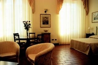 Imagen de la habitación del Hotel Residenza D'epoca Verdi. Foto 3