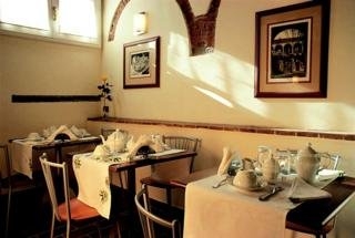 Imagen del bar/restaurante del Hotel Residenza D'epoca Verdi. Foto 1