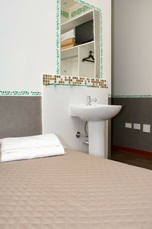 Imagen de la habitación del Hotel Residenza. Foto 16