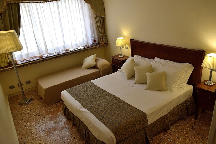 Imagen de la habitación del Hotel Residenza Favaro. Foto 2