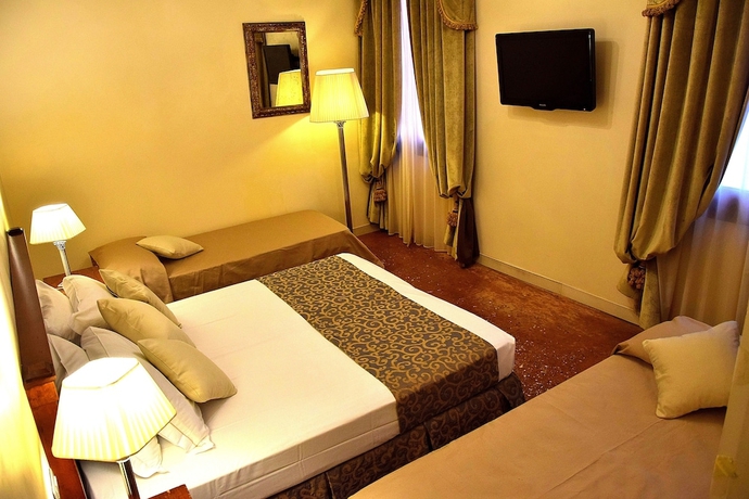 Imagen de la habitación del Hotel Residenza Favaro. Foto 7