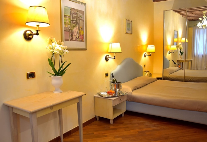 Imagen de la habitación del Hotel Residenza Favaro. Foto 10