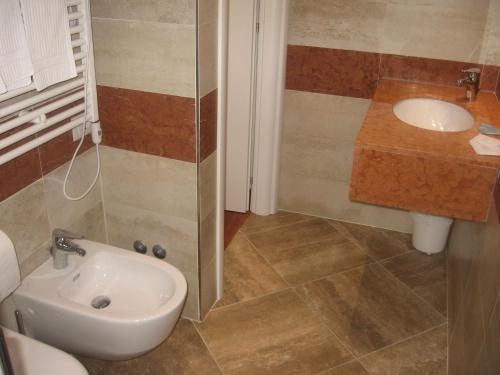 Imagen de la habitación del Hotel Residenza Grand Hotel Riccione. Foto 8