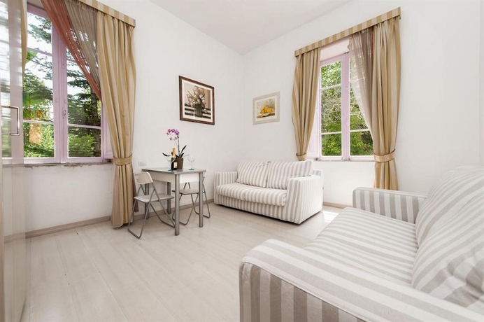 Imagen de los interiores del Hotel Residenza Maxima. Foto 9