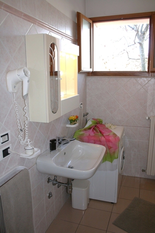 Imagen de la habitación del Hotel Residenza Novalba. Foto 10
