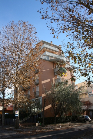Imagen de los exteriores del Hotel Residenza Novalba. Foto 14