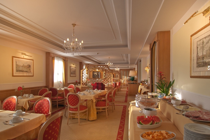 Imagen del bar/restaurante del Hotel Residenza Paolo Vi. Foto 3