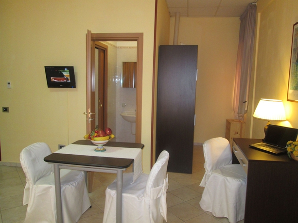 Imagen de la habitación del Hotel Residenza Partenopea. Foto 1