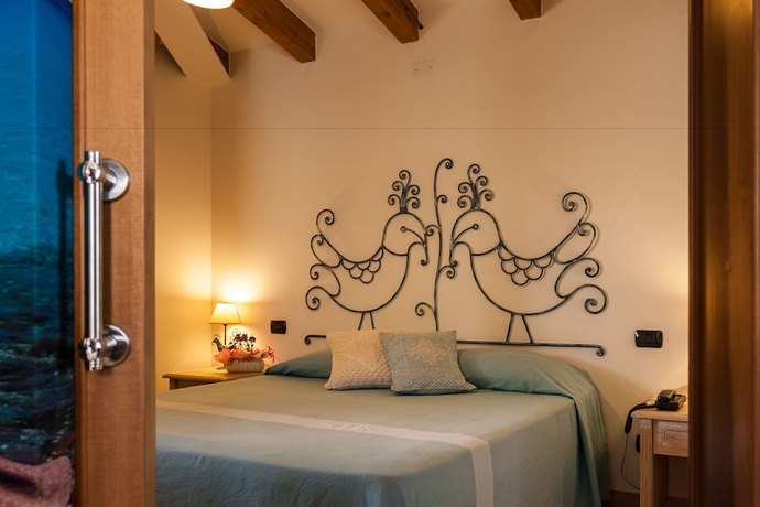 Imagen de la habitación del Hotel Residenza Petrera. Foto 8