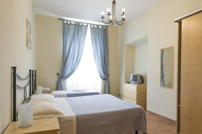 Imagen de la habitación del Hotel Residenza Principe di Piemonte. Foto 15