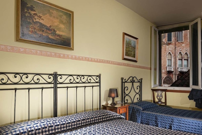 Imagen de la habitación del Hotel Residenza San Maurizio. Foto 15