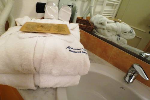 Imagen de la habitación del Hotel Residenza Santa Cecilia. Foto 4