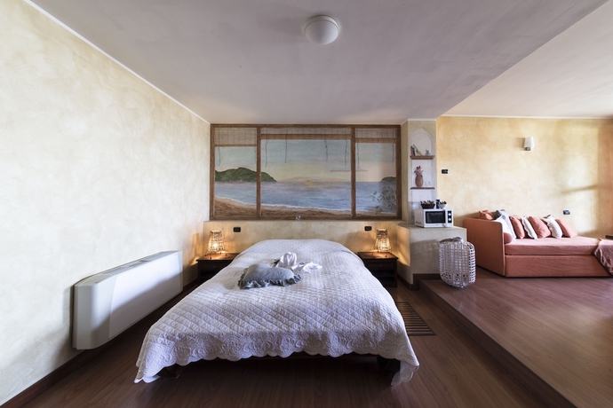 Imagen de la habitación del Hotel Residenza Santa Cecilia, San Vincenzo. Foto 3