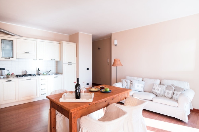 Imagen de la habitación del Hotel Residenza Santa Cecilia, San Vincenzo. Foto 4