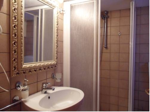 Imagen general del Hotel Residenza Segrate Centro. Foto 6