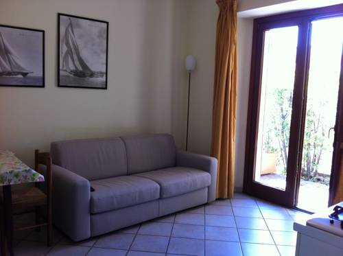 Imagen de la habitación del Hotel Residenza Turistico Alberghiera Corallo. Foto 6