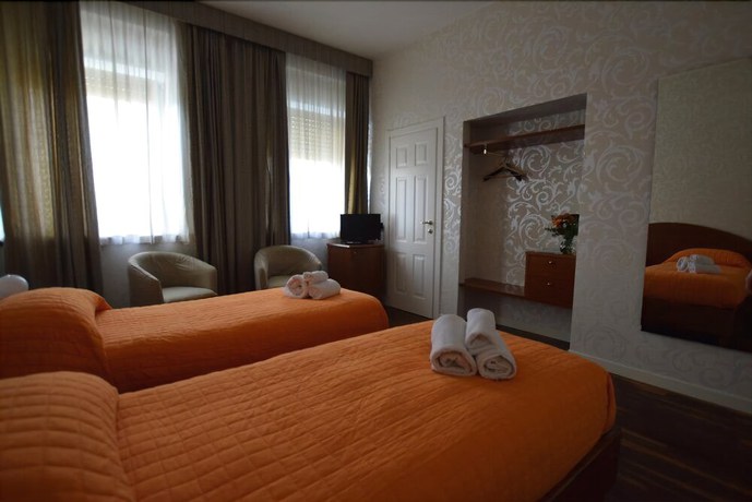 Imagen de la habitación del Hotel Residenza Villa Duse. Foto 15