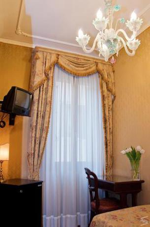 Imagen de la habitación del Hotel Residenza d'Epoca San Cassiano. Foto 2