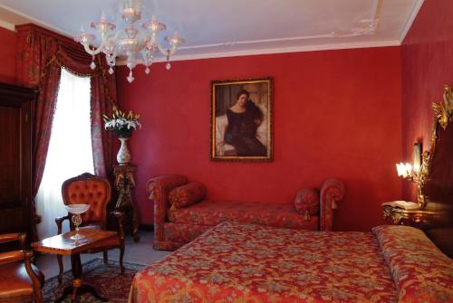 Imagen de la habitación del Hotel Residenza d'Epoca San Cassiano. Foto 11