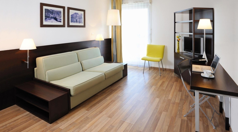 Imagen de la habitación del Hotel Residhome Appart Nancy Lorraine. Foto 15