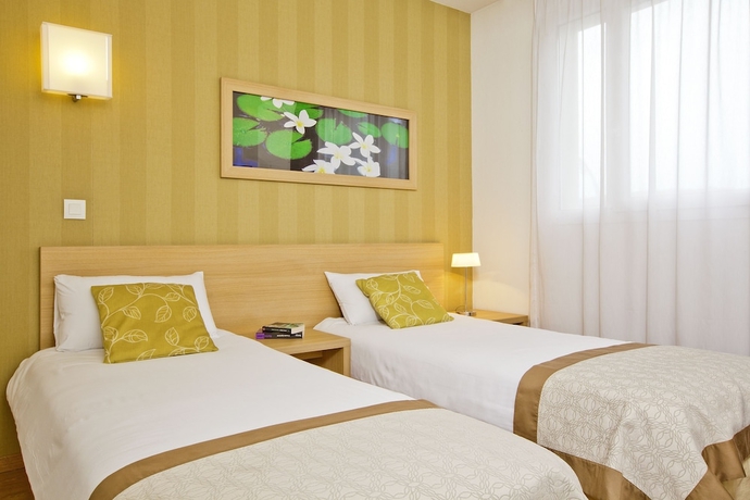 Imagen de la habitación del Hotel Residhome Clermont Ferrand Gergovia. Foto 8